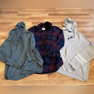 American Eagle Cozy Bundle – Hoodie, Flannel & Sweater (3 Pieces)